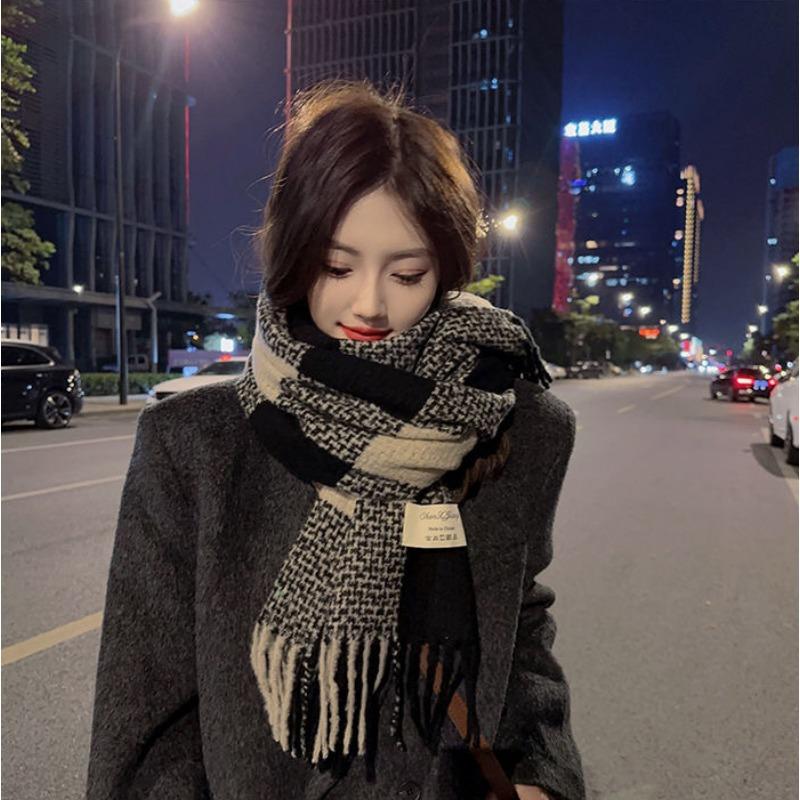 Damen Winter Verdickter Seniorensinn Karierter Schal Neue Weibliche England Retro Koreanische Version Des Warmen Schals