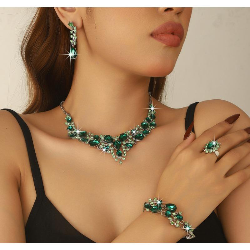 Legierung Strass Hochzeitskette Ohrringe Braut Hochzeitszubehör Bankett Damenschmuck