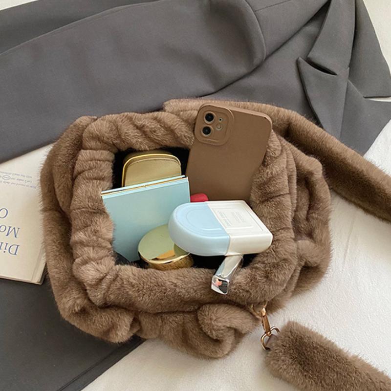 Premium Soft Pleated Cloud Bag Fashion Faux Fur Luxury Handbags For Lady Crossbody Bag Exquisite Evening Bag Women's Shell Bag