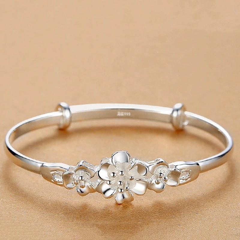 6Floral Bauhinia Flower Bracelet Jewelry, Blooming Floral Design, Adjustable, Elegant Design, Three-Phase Flower Push-Pull Bracelet