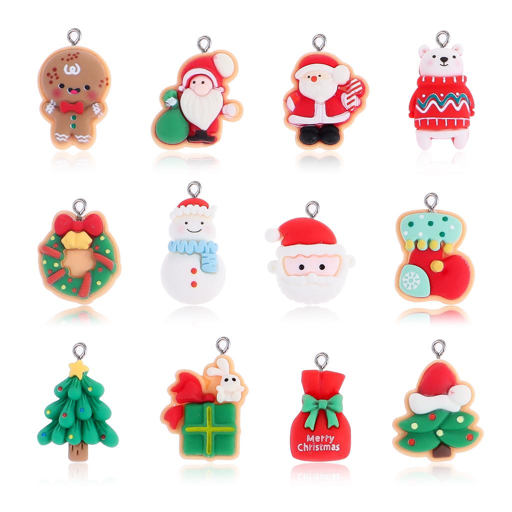 Mini random creative Christmas resin pendant, fun DIY clothing, shoe decoration, Christmas atmosphere accessories