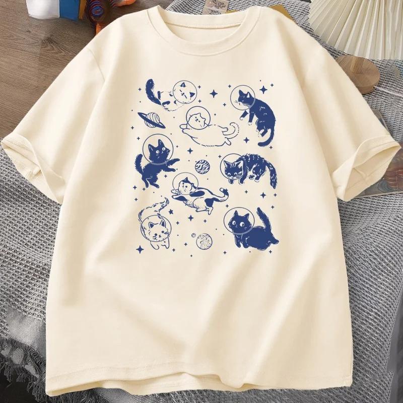 Retro Cats In Space 90s Graphic T Shirts Vintage Astronaut Cats T-Shirt Funny Kitten Tshirt Print Comfortable Round Neck T Shirt