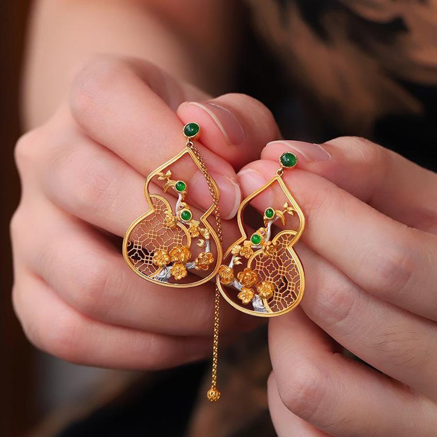 Silver needle with diamonds, oil drop gourd earrings, light luxury, high-end sense, personalized temperament, stud earrings, fashionable new