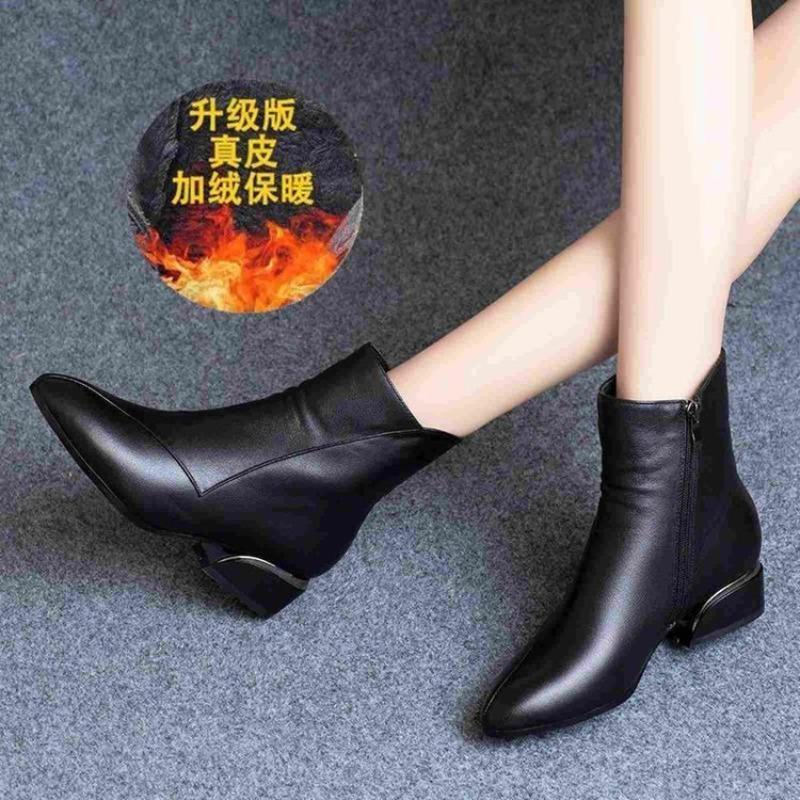 Soft leather short boots women's autumn and winter new fashion Martin boots pointed low heel single boots velvet cotton boots
