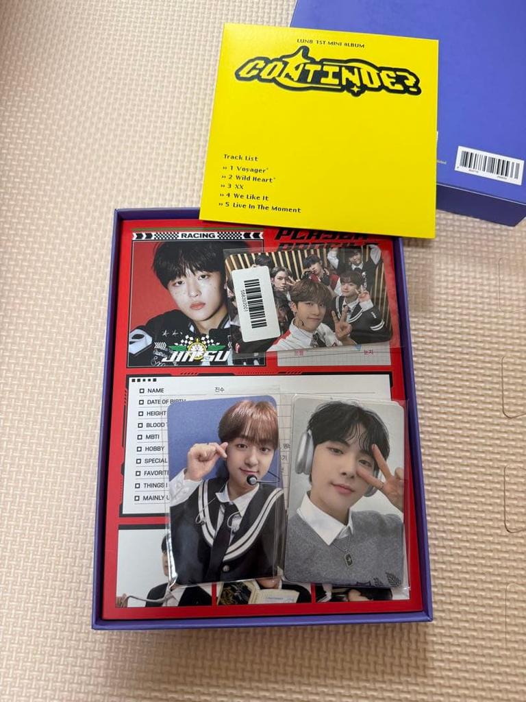 [USED] LUN8 1st Mini ALBUM Continue?