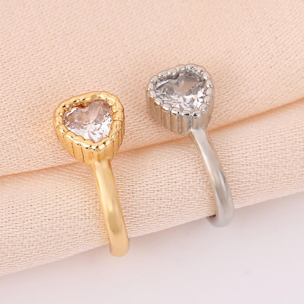 Wind Love Nose Ring Sweet Design Sense Fashion Nose Stud Versatile Zircon Puncture Free Heart Nose Clip