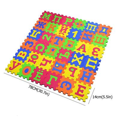 Große Puzzle-Schaumstoffmatte mit russischem, arabischem und spanischem Alphabet – 36 Teile, je 14 cm