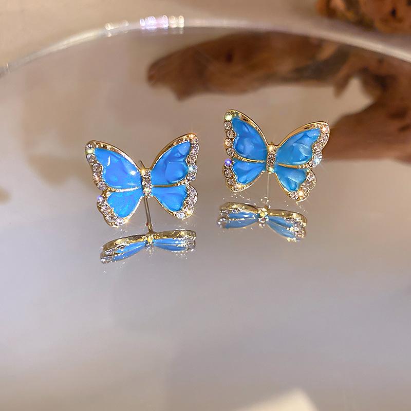 Boucles d'oreilles feuille bleue unique pour femmes 2024 Nouvelle mode Design de niche Boucle d'oreille à tige délicate Tempérament Luxe léger Zircon Cadeaux