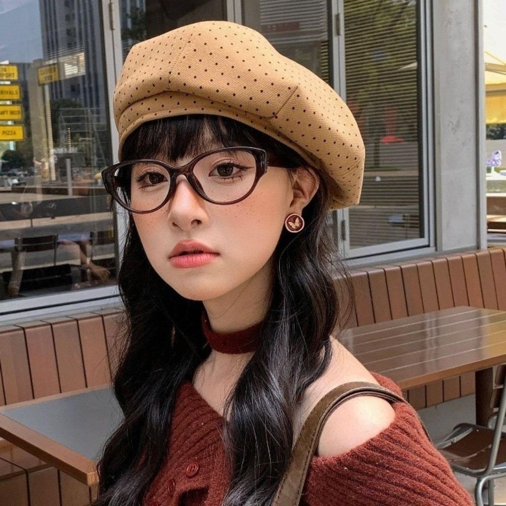 Keep Warm Women Painter Hat Cotton Women Octagonal Cap Fashion Polka Dot Beret Hat  Girl