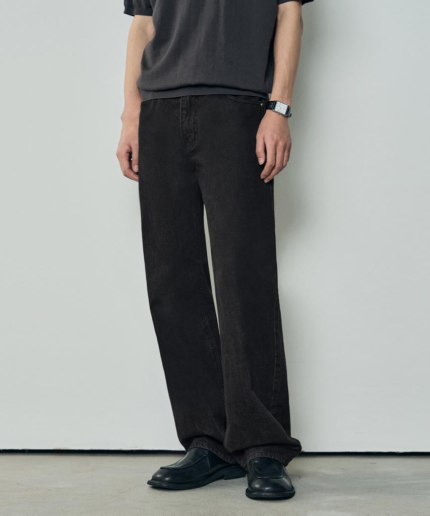 Awodeijeu Semi-Wide Denim Pants [Washed Black]
