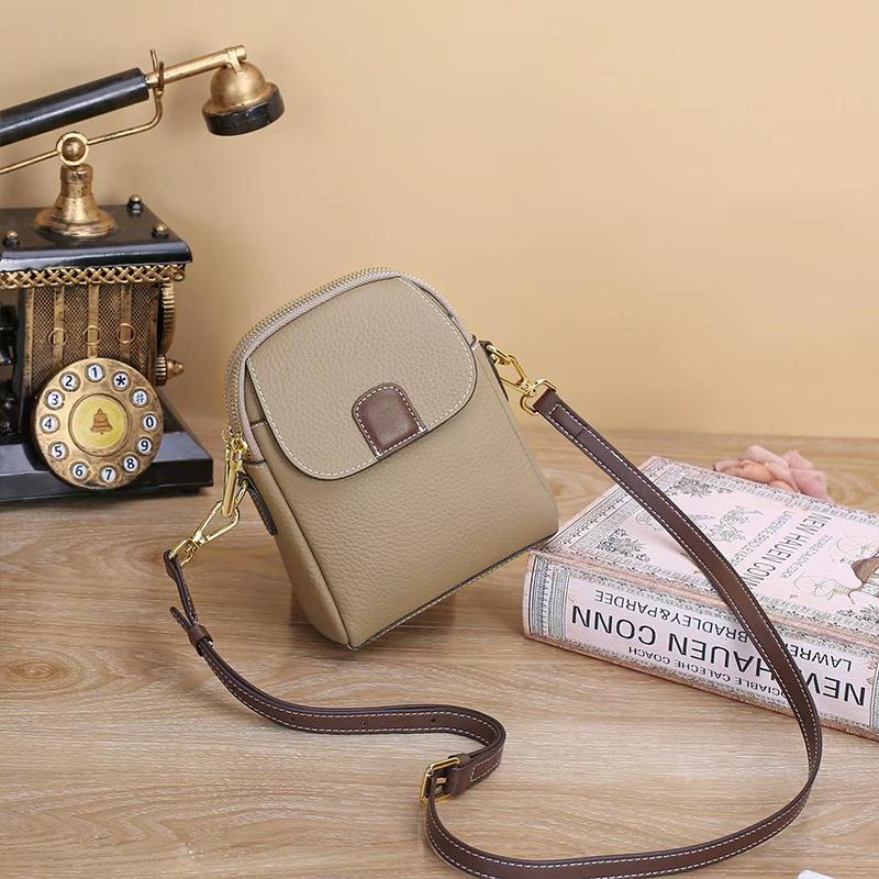 Leather mobile phone bag women's new leather messenger bag summer fashion versatile high texture shoulder bag