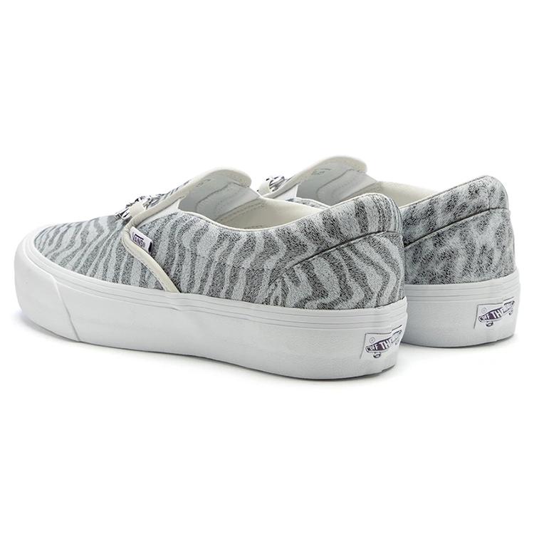 Slip-On Needles x Vault Classic Vans V 'Animal Print - White' VN0A3QXY2GT