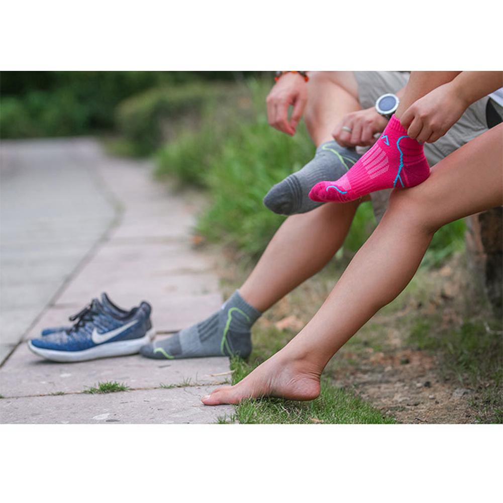 2Pairs/set Men Women Outdoor Socks Breathable Sports Sock For Hiking Trail Running Deodorant Qucik Drying