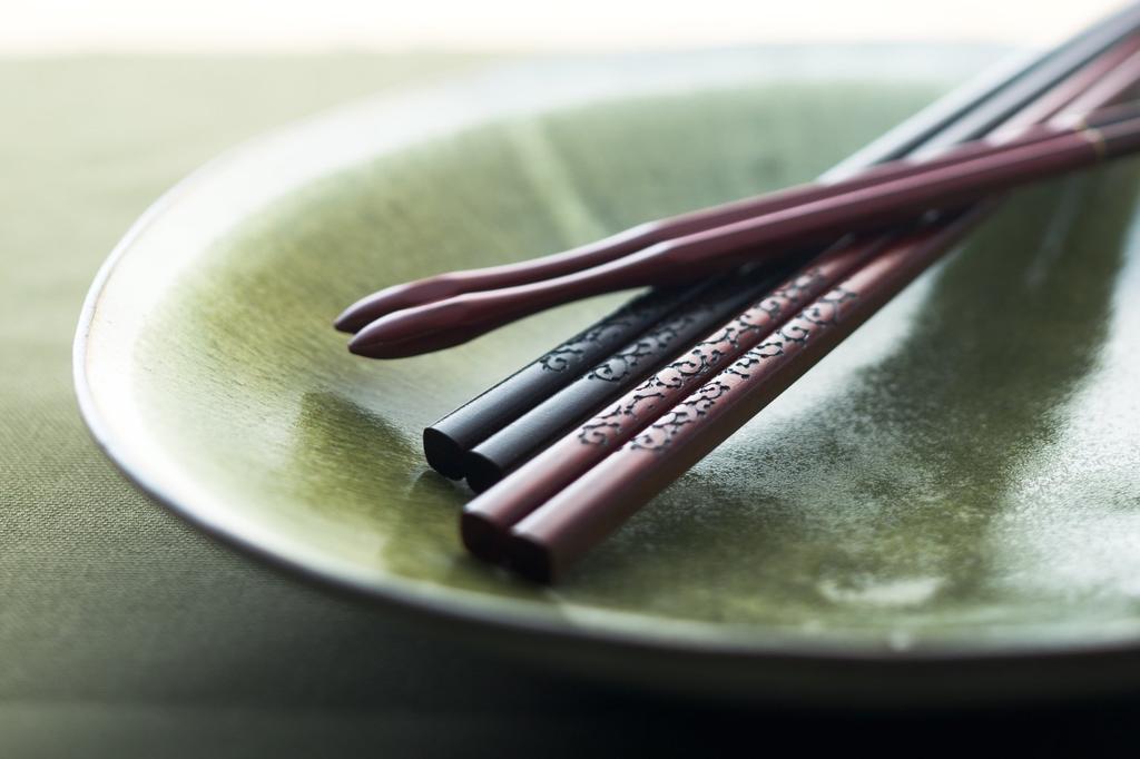 A Pair of Sumo Wrestler 38347 Japanese-made Chopsticks, 24cm,