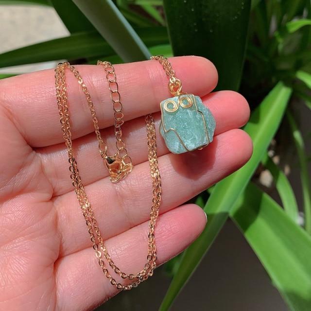 Natural Stone Pendant Necklace Small Rock Quartz Pendulum Amethysts Citrines Fluorite Pink Crystal Necklace For Women Healing