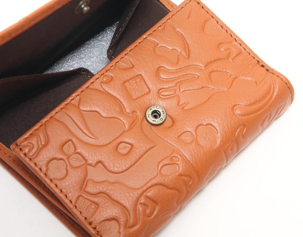 Women's cat print bifold wallet with coin purse and bill compartment, by Shuhei Nomura, brown