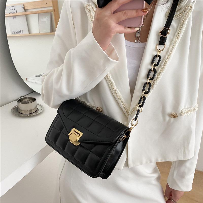 Spring Fashion Small Bag Women's Popular New Trendy Chain Crossbody Portable Embroidery