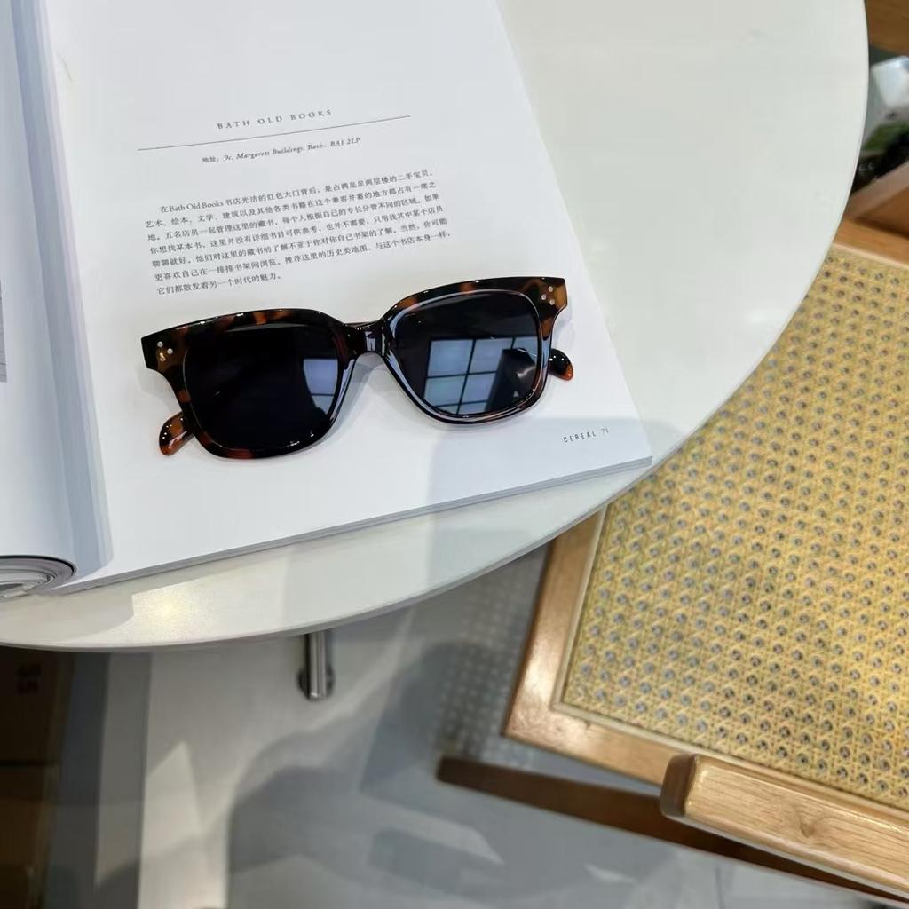 Premium Quality-Made TR90 Material Sunglasses for Female Square Shape UV Protection Men's Sun Eyeglasses Korean Style Women Sun Glass