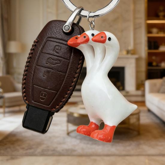 Three-Headed White Goose Keychain Pendant Necklace Earrings Three-Dimensional Relief Resin Hand-Painted Lightweight Necklace Jewelry Gift Accessories