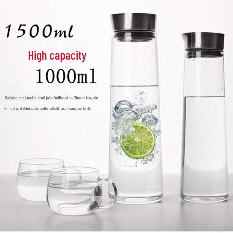 Large Transparent Borosilicate Glass Pitcher for Cold Drinks