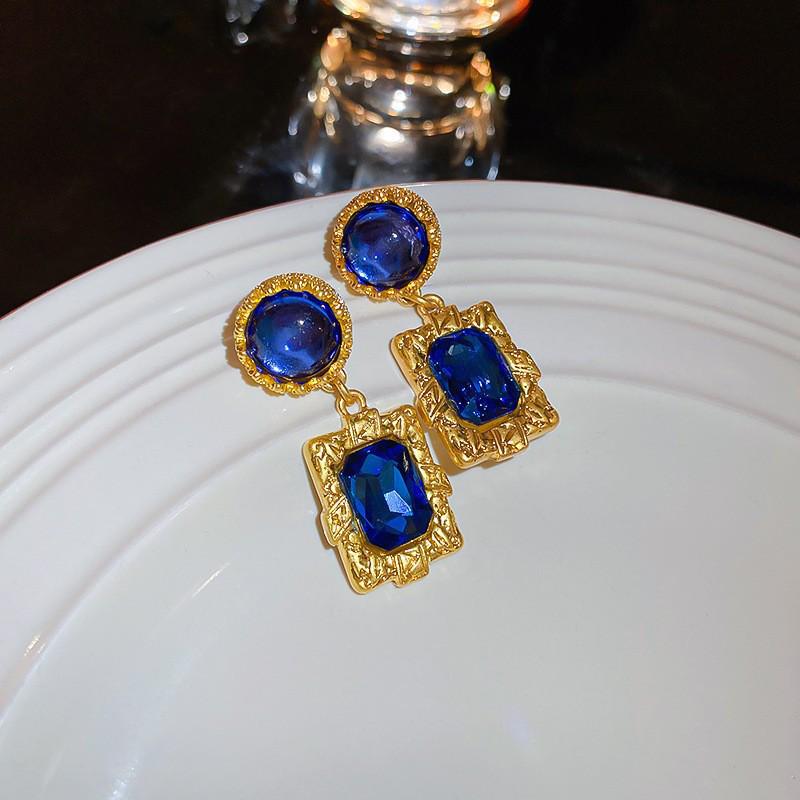 

Винтажные серьги в ретро-стиле: Нишевые серьги-пусеты класса люкс, универсальный дизайн высокого класса