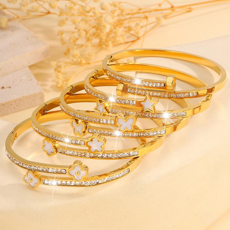 Titanium Steel Bracelet, European and American Fashion Four-leaf Clover Open Bracelet, Women's Diamond-encrusted Hot-selling K Gold Non-fading