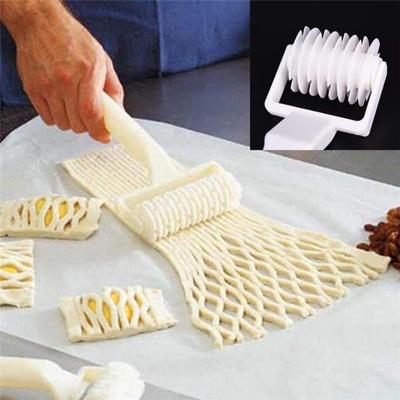 Pizza Roller Knife Pie Slicer Mold Pastry Embossing Lattice Dough Cutter Plastic Pizza Pie Cutter Wheel Baking Kitchen Gadgets