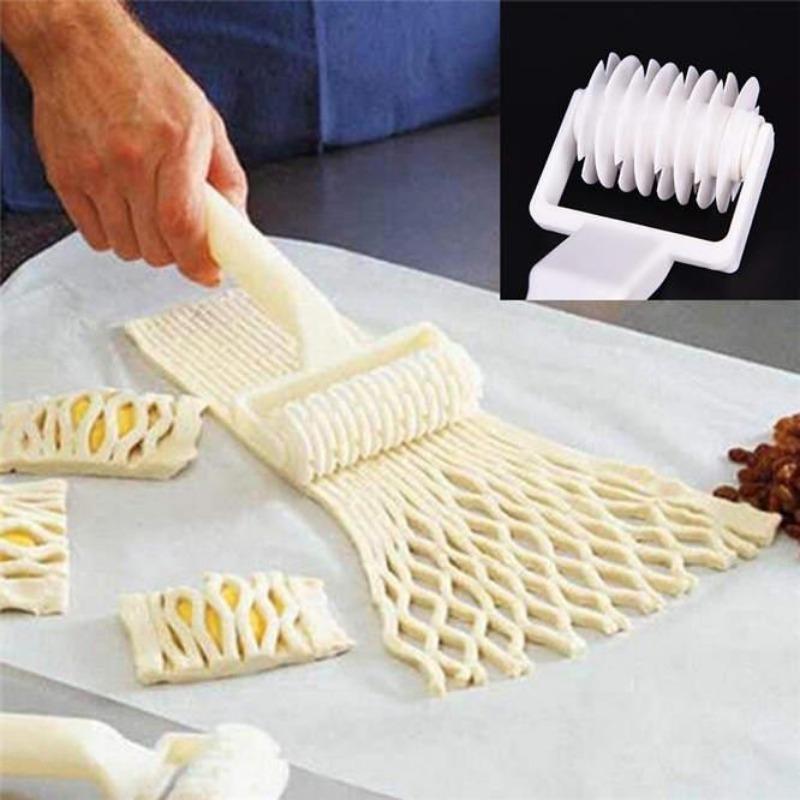 Pizza Roller Knife Pie Slicer Mold Pastry Embossing Lattice Dough Cutter Plastic Pizza Pie Cutter Wheel Baking Kitchen Gadgets