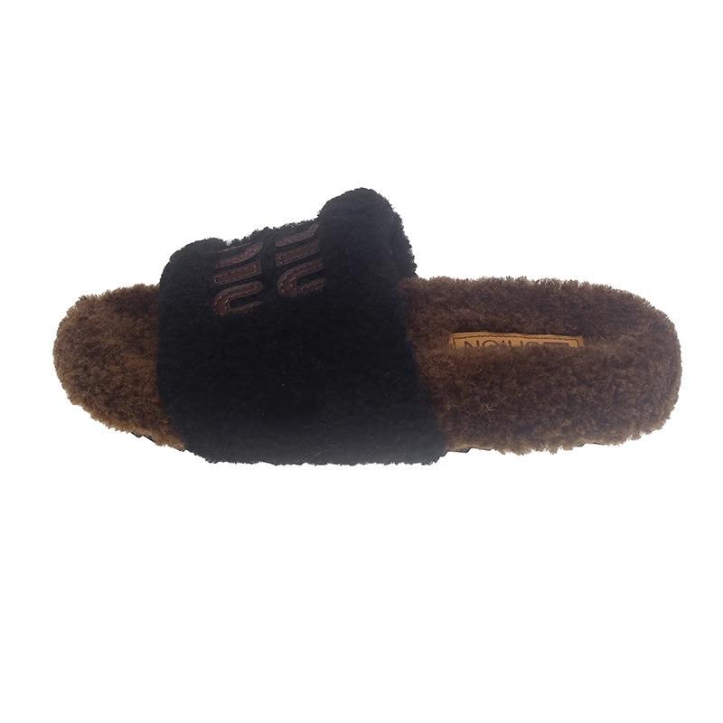 Premium sense explosion thick-bottomed fluffy slippers women's 2025 new versatile small fragrant style letter one-word drag foreign style comfortable