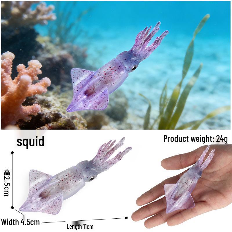 Heart-shaped Goldfish Keychain with Realistic Fish Models