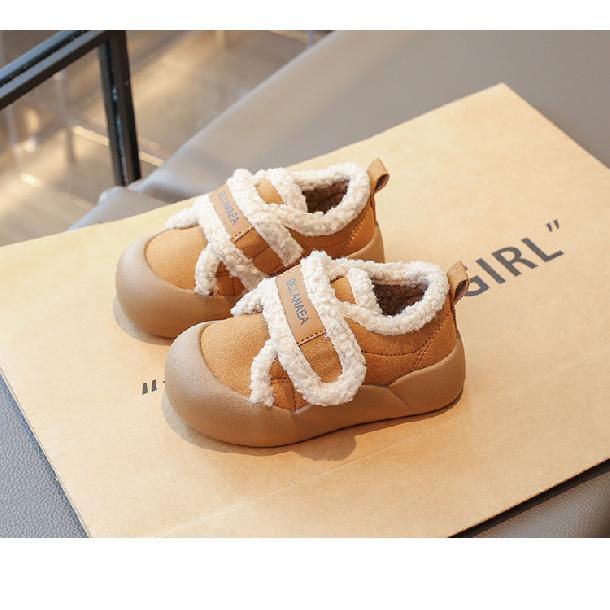 Mokassins mit dicker Sohle im amerikanischen Stil für Kinder, Winter-Fleece-gefütterte neue warme Pelzschuhe für Mädchen für draußen, Schnee-Baumwollschuhe