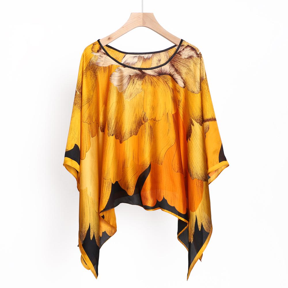 Summer Lightweight Sun Protection Totem Scarf for Seaside Vacations