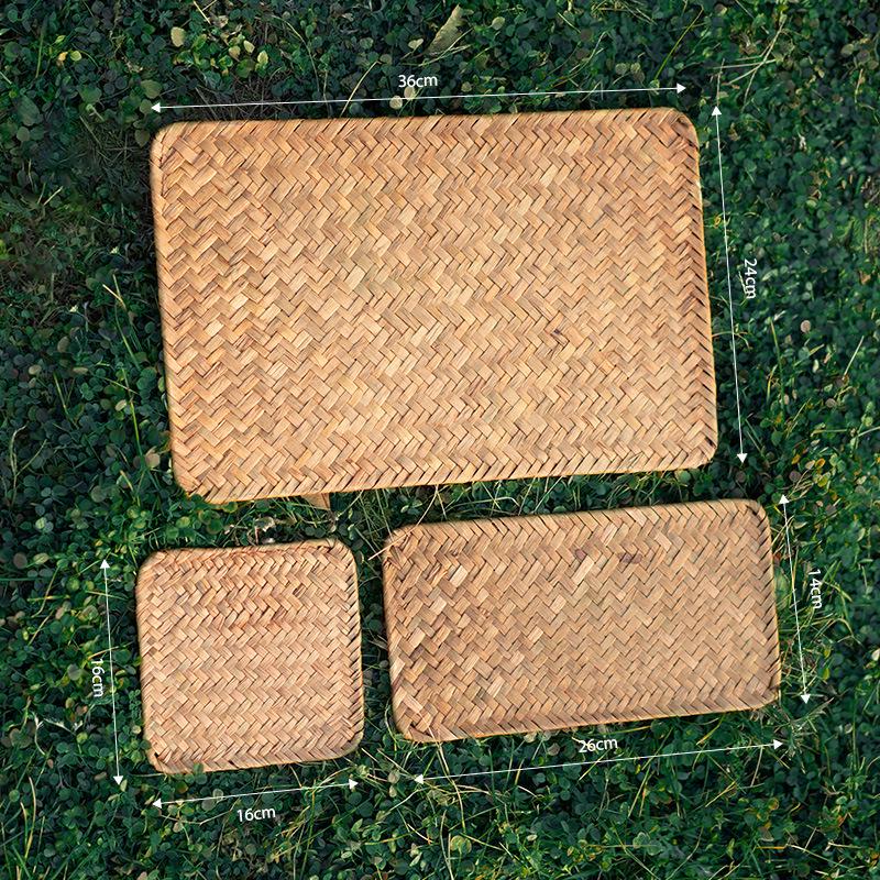 Picnic-Themed Photo Props: Outdoor Scene Decoration with Tablecloth and Tray for Food Photography.