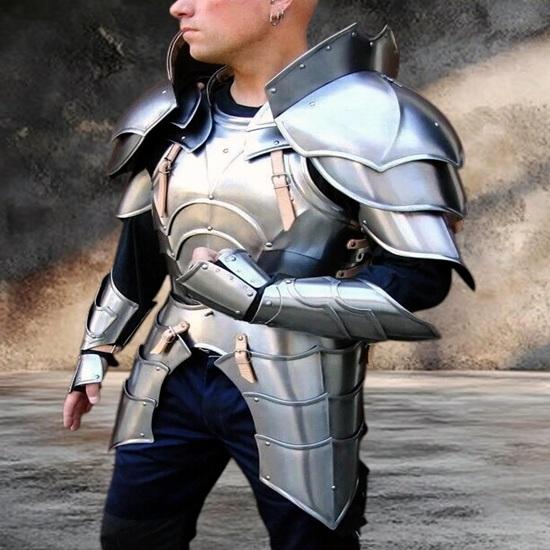 Středověká sada polovičního brnění 18GA ocelový kyrys, nárameníky a rukavice LARP, bojová rekonstrukce dárek