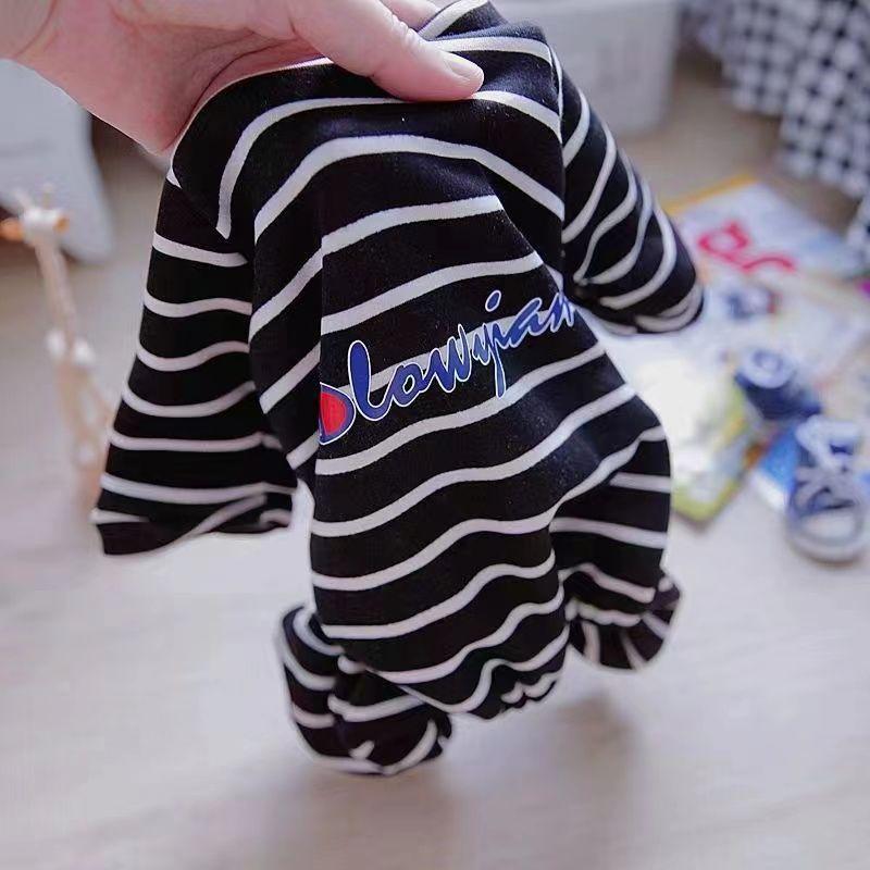 

Dog clothes Autumn four-legged clothes Teddy Bigbear Schnauzer Small and medium-sized dogs Autumn and winter home puppy pajamas S chest 35 back 25 about 3-2 kg