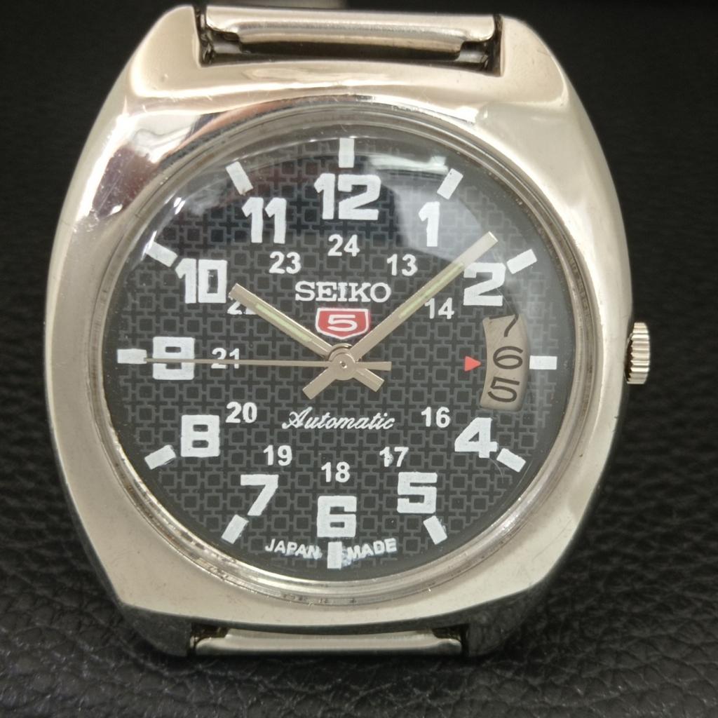 VINTAGE SEIKO 5 AUTOMATIC 7005A JAPAN MENS BLACK COLOR DIAL WATCH A709364-1