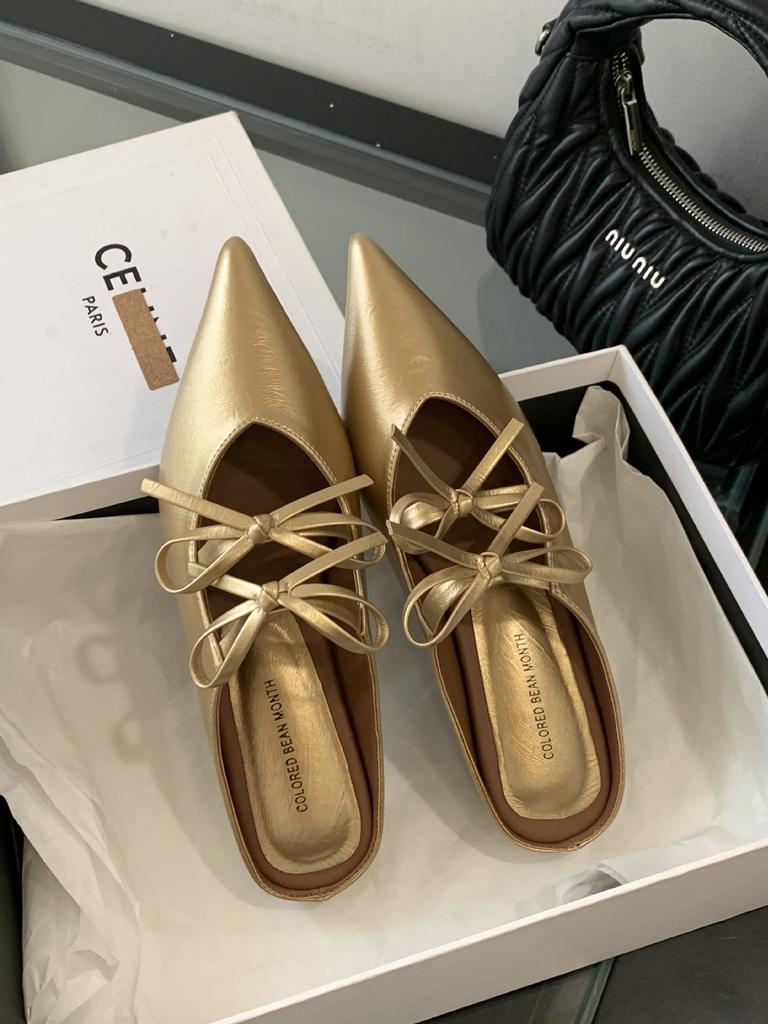 2025 New Pointed Bow Bag Head Half Drag Women Wear Versatile Flat French Lazy Muller Shoes Women