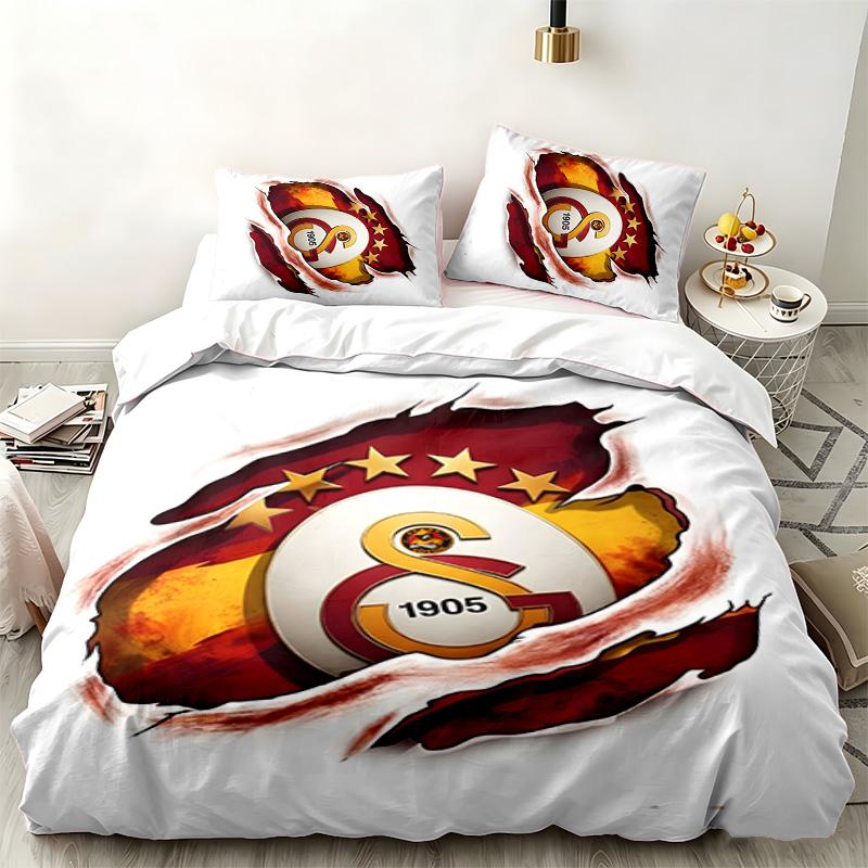 Galatasaray 3pc set Perfect for bedroom use Comfortable bedding set includes a duvet cover and two pillowcases Ideal birthday or Christmas gift