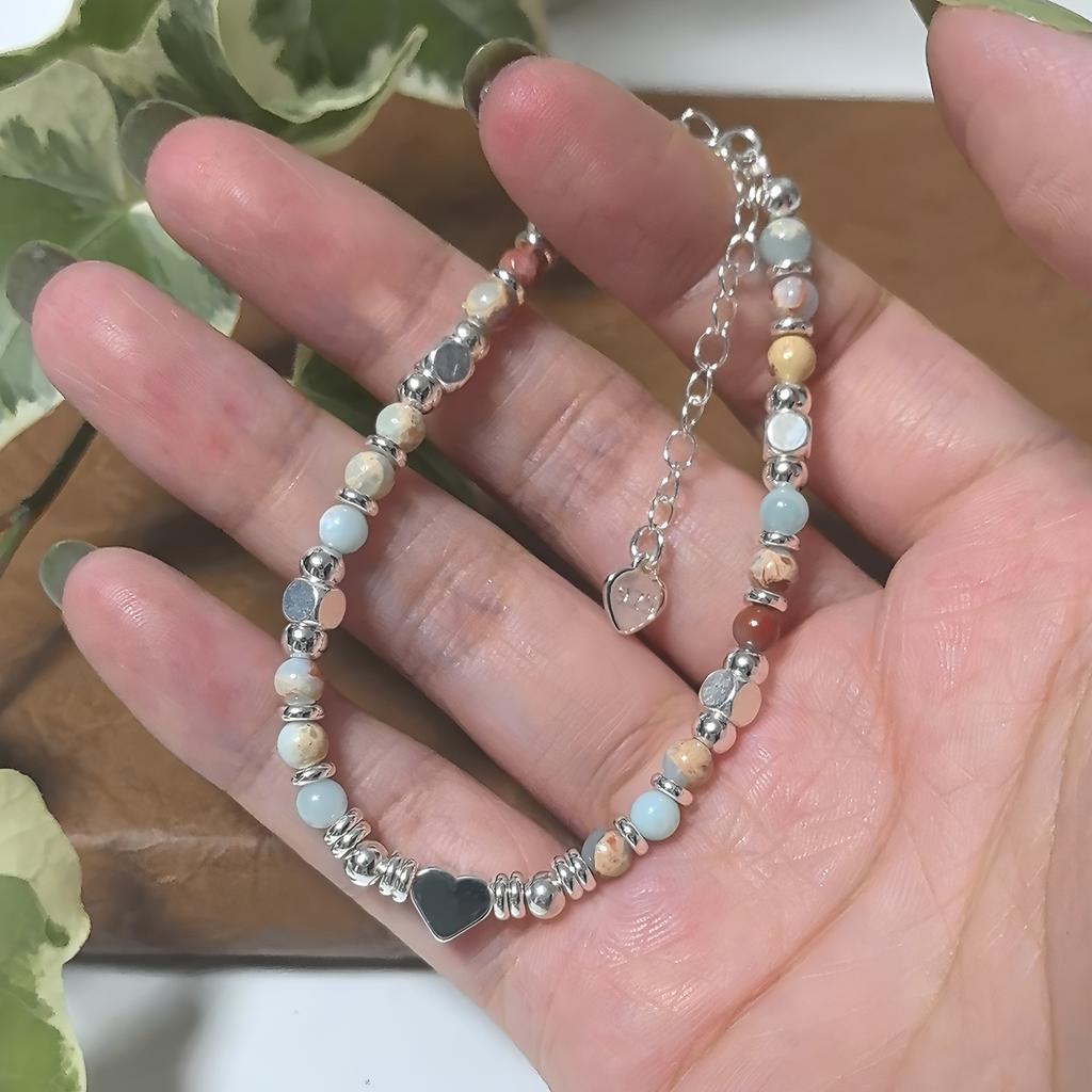 Love-themed Polyhedral Bead Bracelet Handmade Original Design Mood-enhancing Daily Wear & Self-gift Hand Jewelry