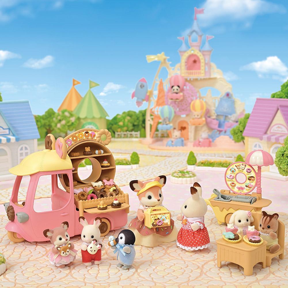 Sylvanian Families Deer Mother's Sweet Donut Cart Playset