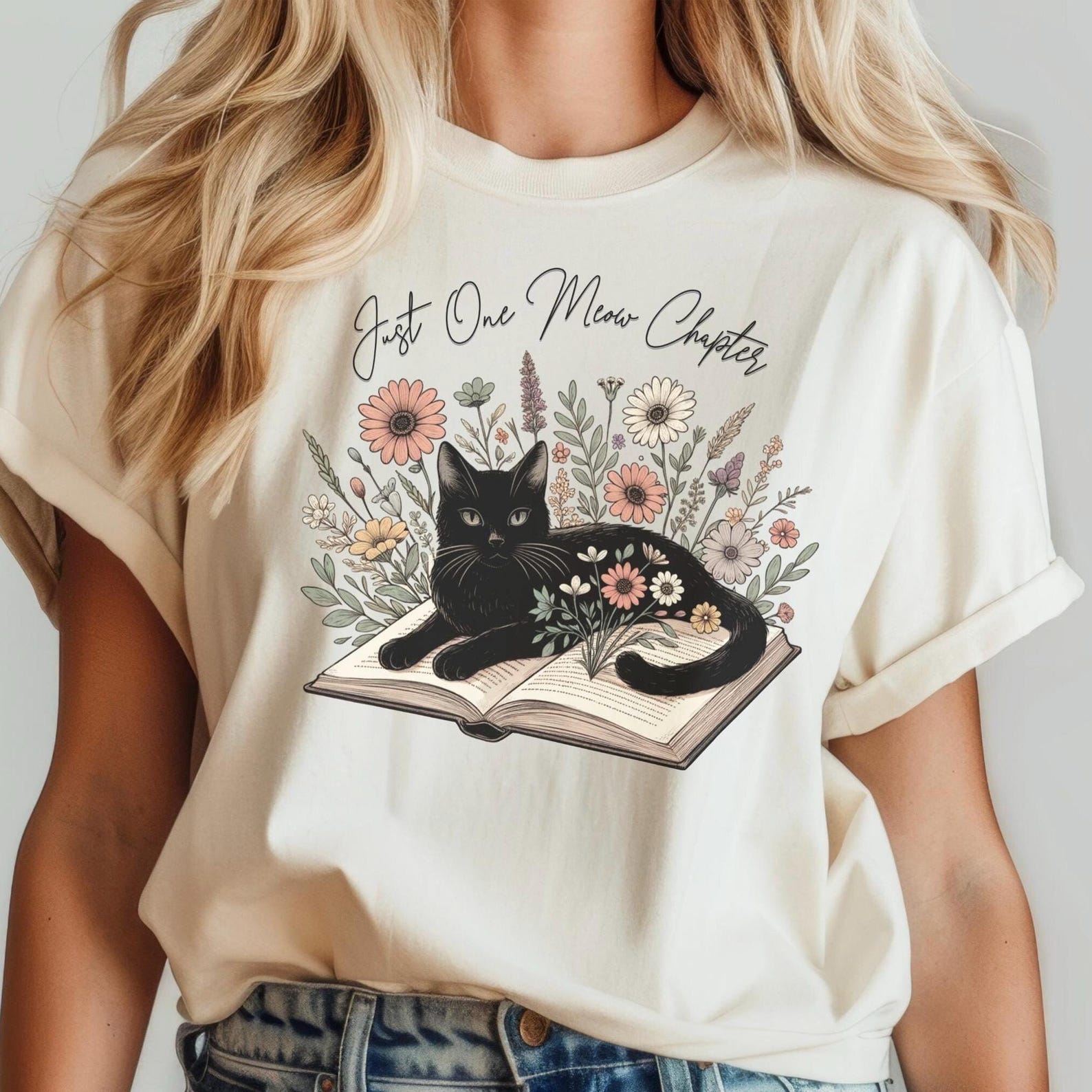 Bookworm Cat T-Shirt: Floral Cat Reading Shirt 3XL