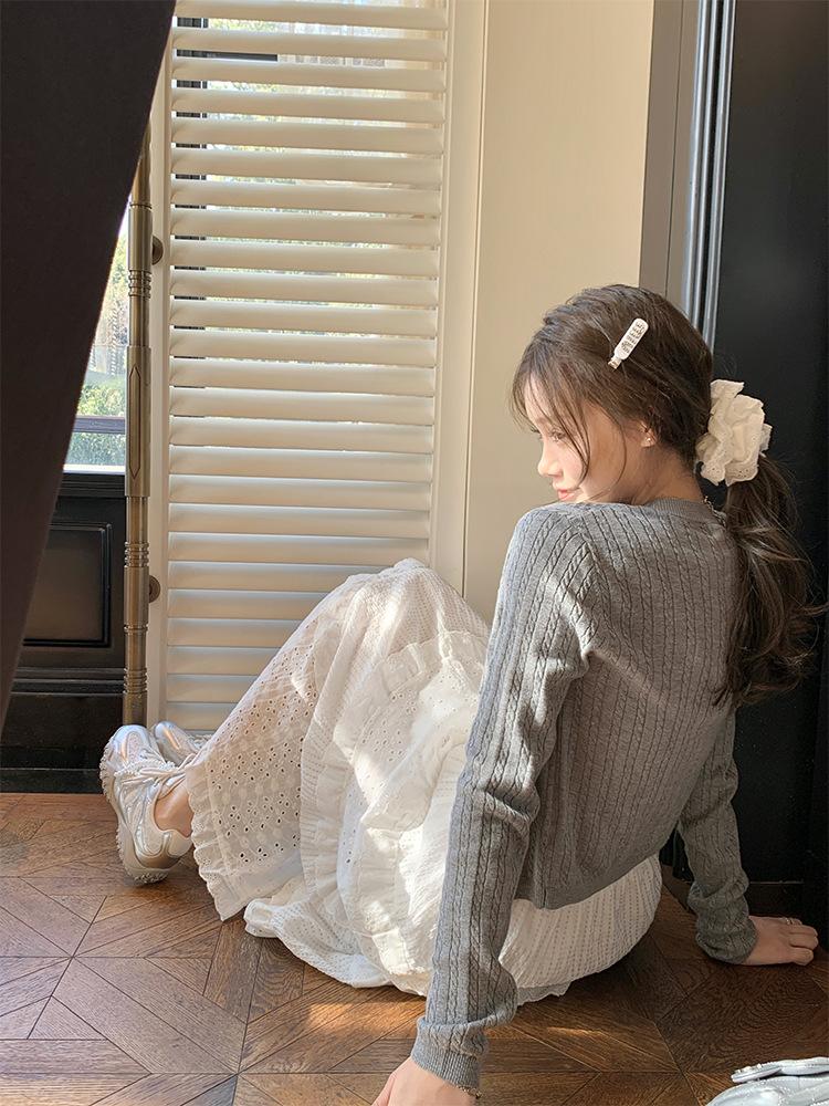 

Su Yinyin of the same style] The new color is coming~ The inner height of the crescent moon is increased, lace pearl casual moral training shoes, wome 40