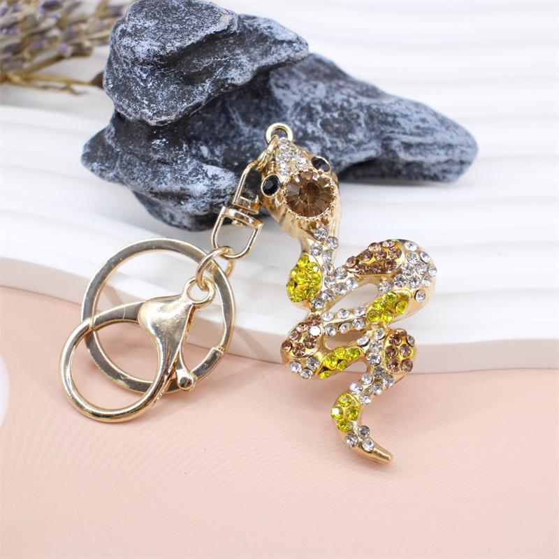 Rhinestone Flamingo Keychain Flamingo Pendant Keychain Rhinestone Crystal Keyring Car Key Chain Key Holder Handbag Purse Charm