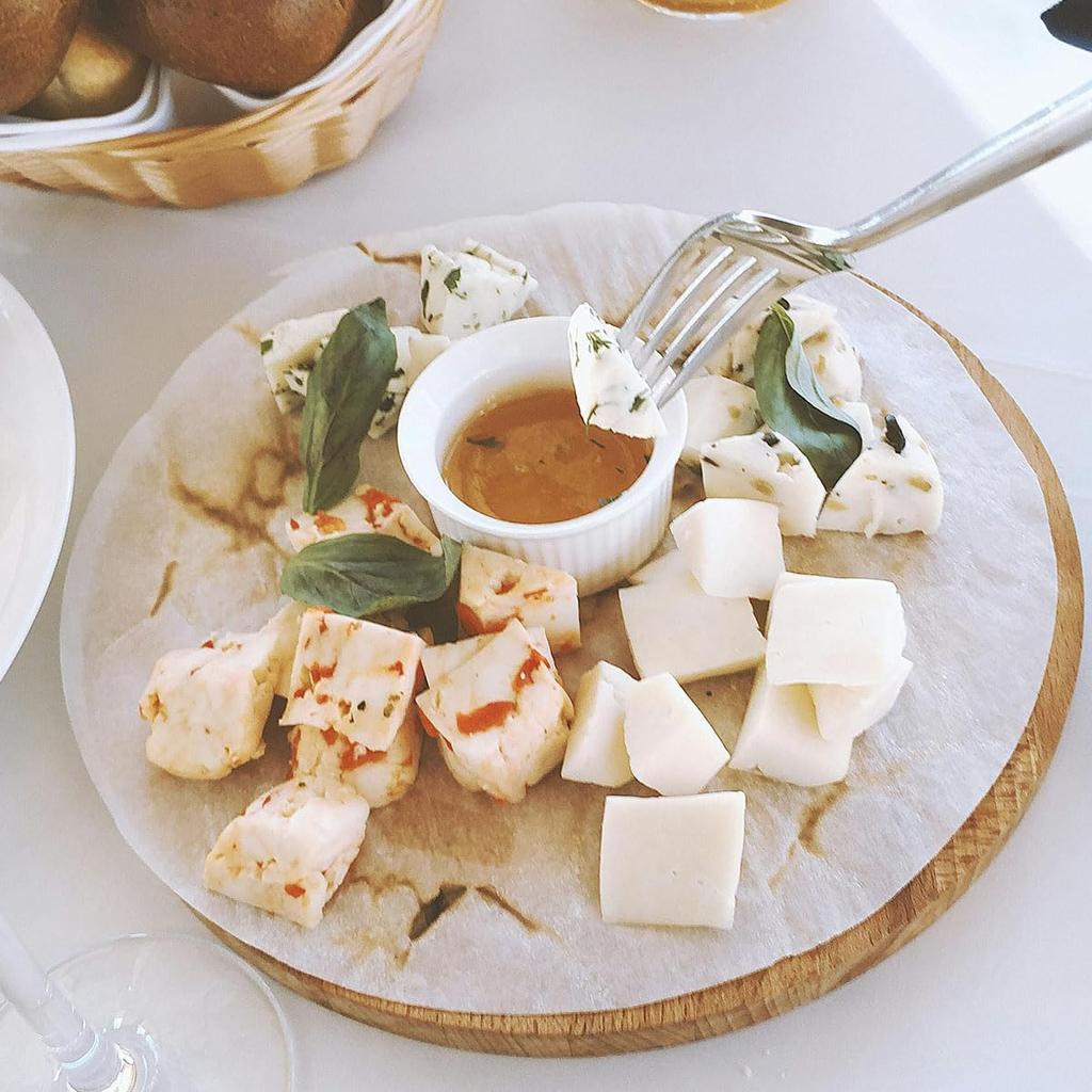 100 Pcs Round Parchment Paper Sheets, 9 Inch White Parchment Rounds Paper Baking Sheets, for Round Cake Pan, Baking Grilling