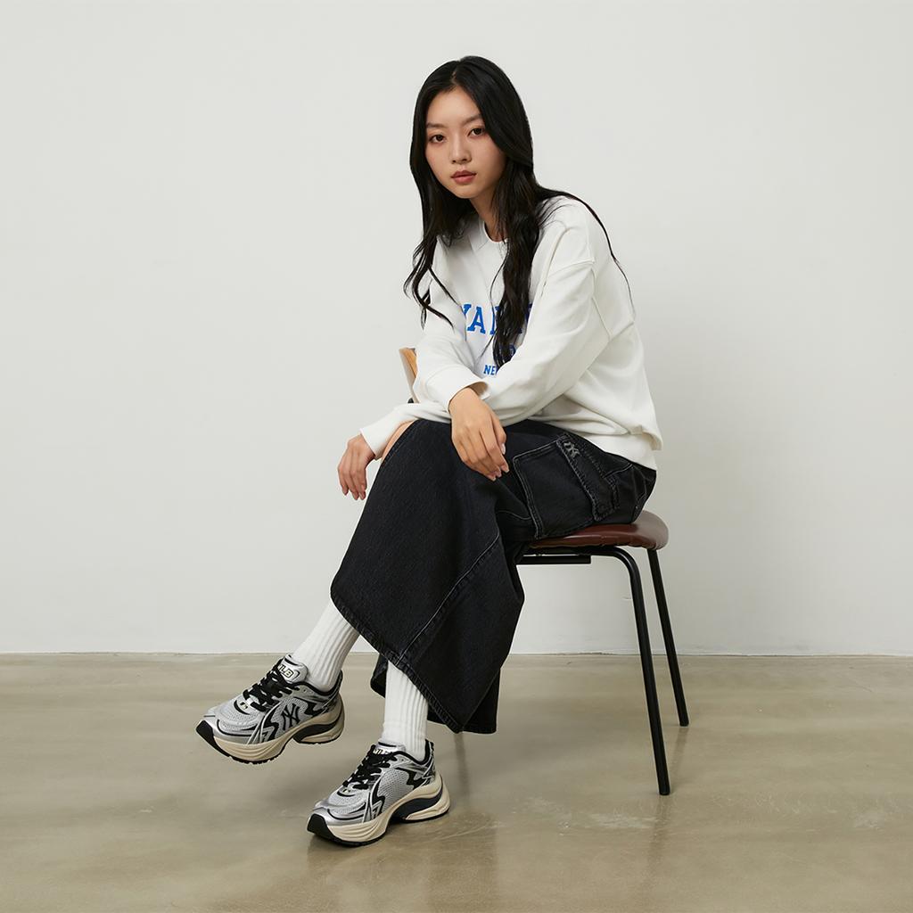 New MLB New York Yankees Abrasion Resistant Low Top Running Shoes Unisex Millennium Silver 3ARNSPL4N-50SIS