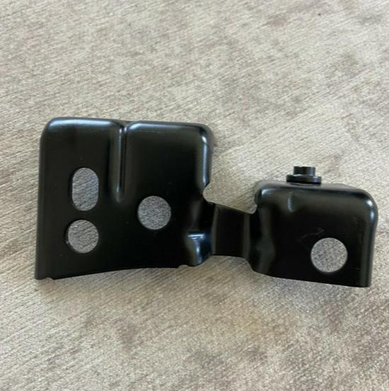 Suitable Headlight Bracket Fixing Part for Mercedes-Benz S-Class W217 2226200142 2226200242