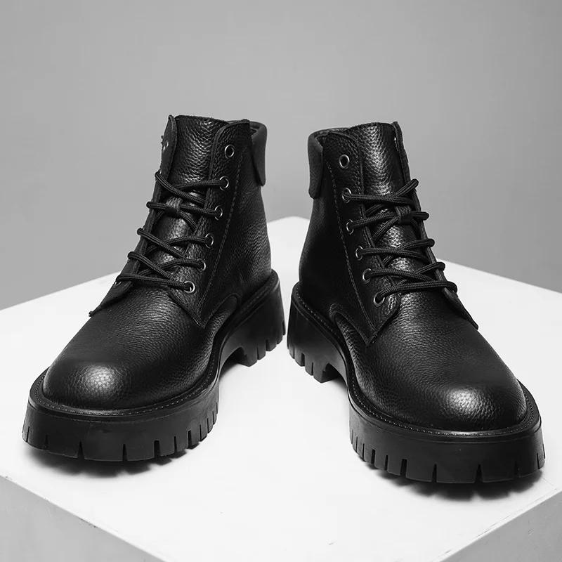 New Luxury Brand Black Men Genuine Leather Boots Fashion Lightweight Biker Boots Men Comfy Casual Outdoor Antiskid Ankle Boots