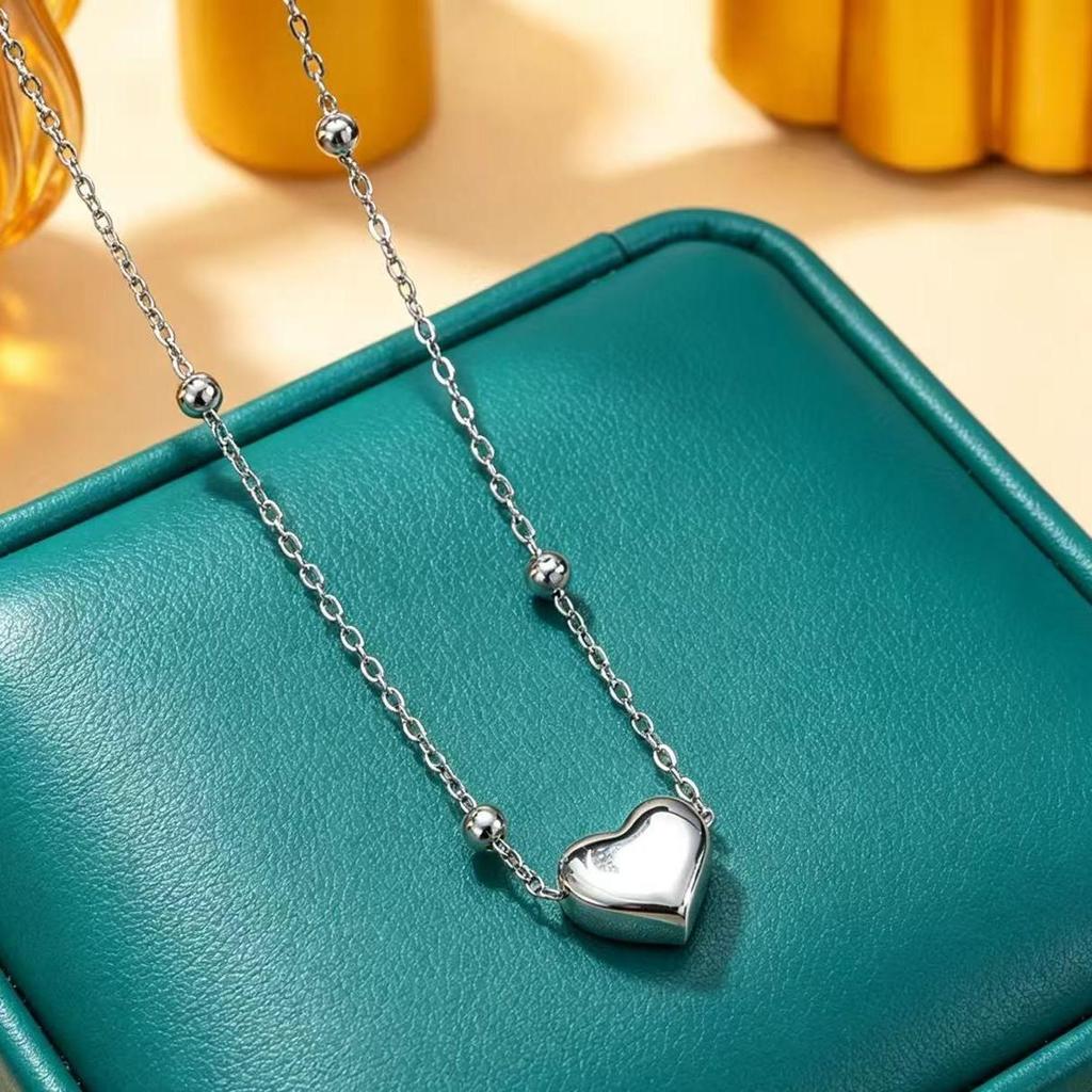 Exquisite 18K Gold-Plated Titanium Steel Necklace - Women's Clavicle Chain Jewelry, Fade-Resistant