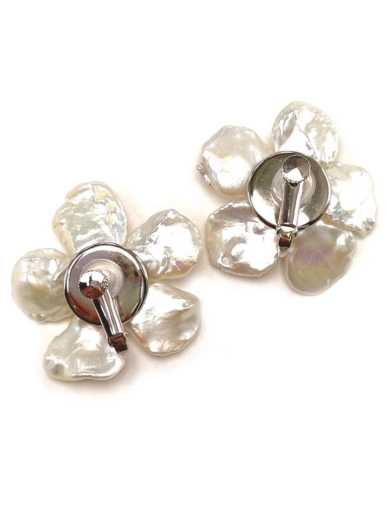 Freshwater Pearl White Flower Moonstone Earrings with Silicone Cover Natural Stone Power Stone A1099 [Cherry]