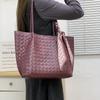 2026 New Leather Women's Bag Woven Tote Bucket Bag Shopping Bag Large Capacity Shoulder Lower Bag